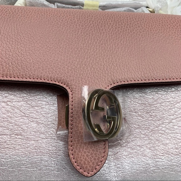 Gucci Interlocking GG Large Crossbody/Handbag - Picture 8 of 16